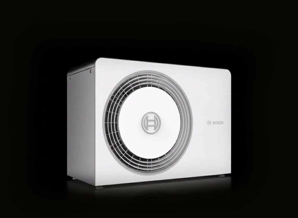 Moderne Wärmepumpe am Einfamilienhaus